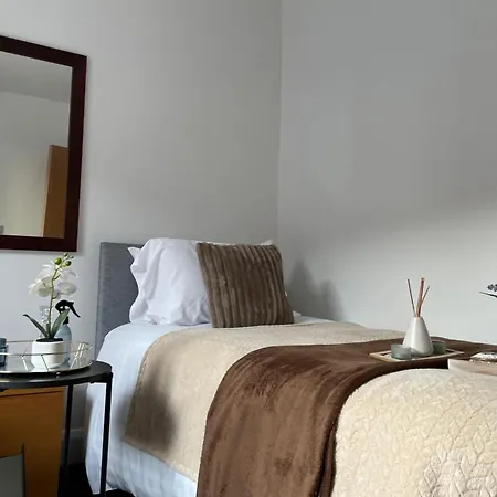 Oda ve Kahvaltı Edenderry Central Rooms Edenderry